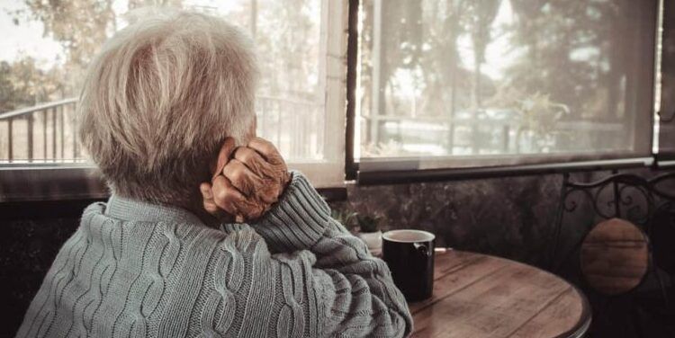 Lamezia, l’anziana riaccompagnata a casa e il corto circuito delle istituzioni