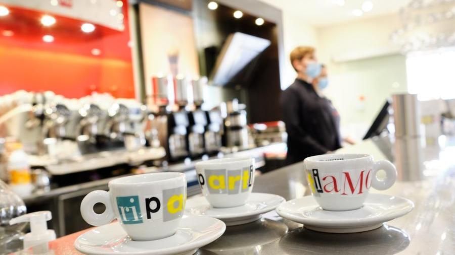 Da lunedì altre cinque regioni in zona bianca. In Calabria scatterà il 21 giugno