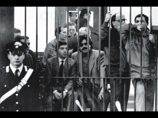 La genesi dell’alleanza tra ‘ndrangheta e Corleonesi. «Gli emissari di Badalamenti uccisi da sicari in Calabria»