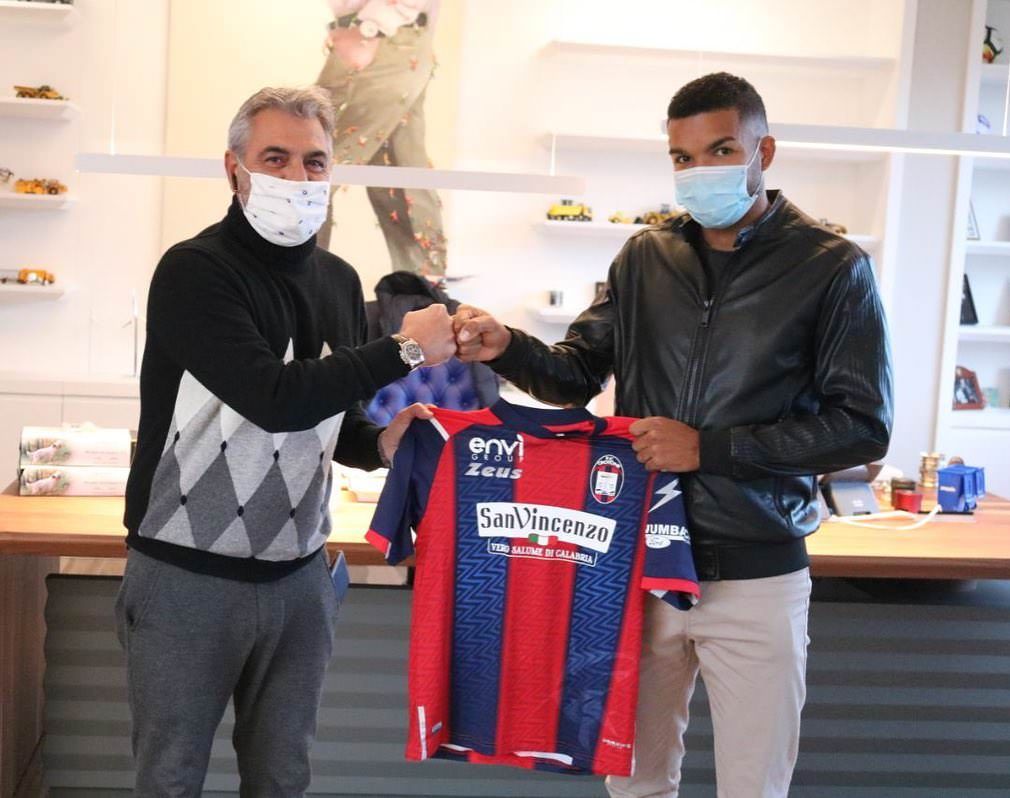 Crotone, Messias rinnova fino al 2024. «La Serie A è un sogno»