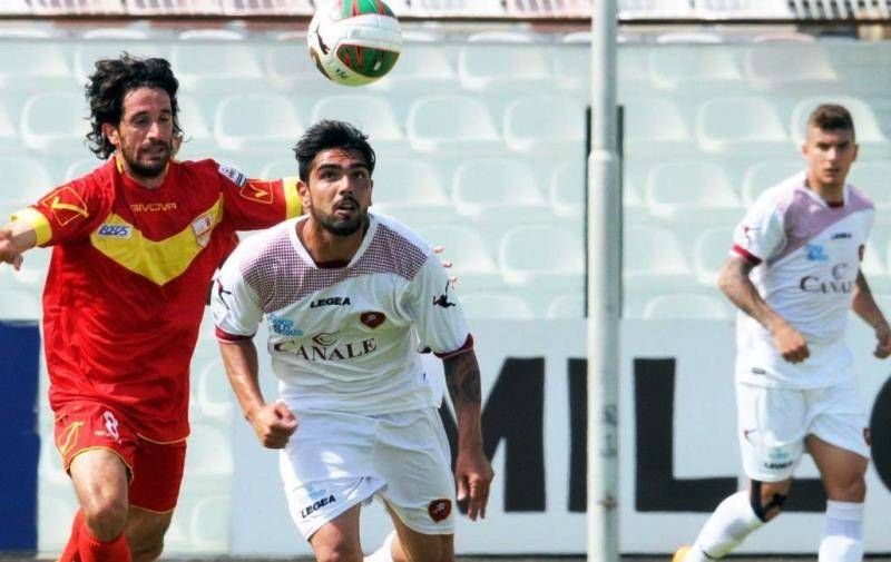 Impresa Reggina: sbanca Messina e resta in Lega Pro