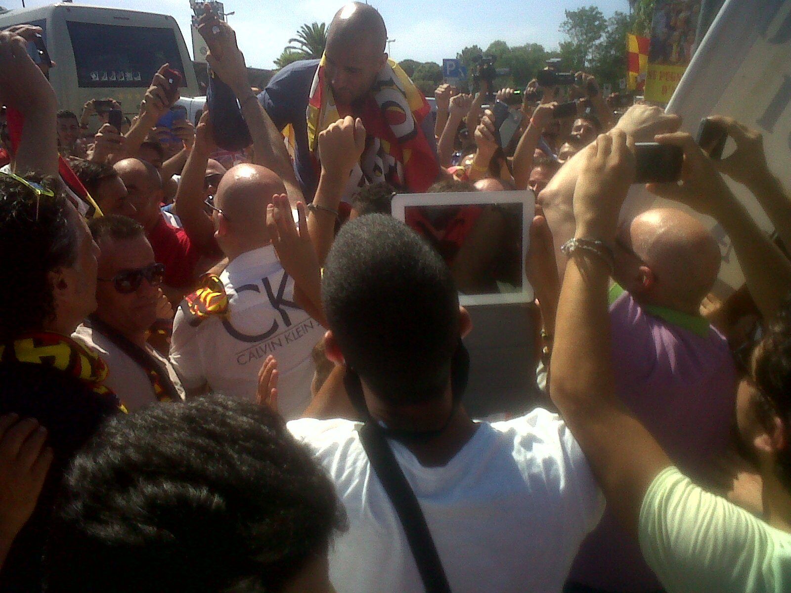 Arriva Kamarà, l'aeroporto diventa una curva