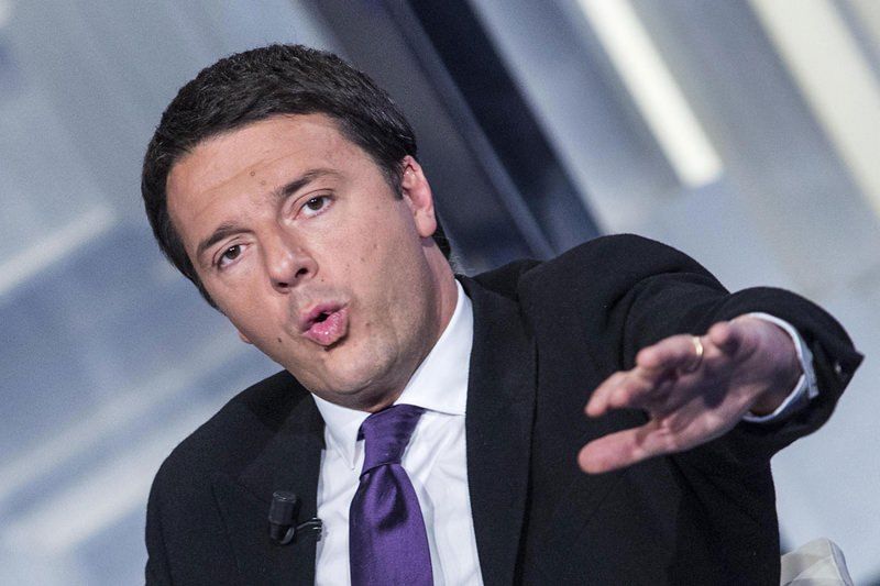 Renzi: «Il 22 dicembre inauguriamo la nuova Sa-Rc»