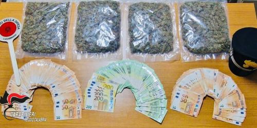 arresti droga bagnara calabra