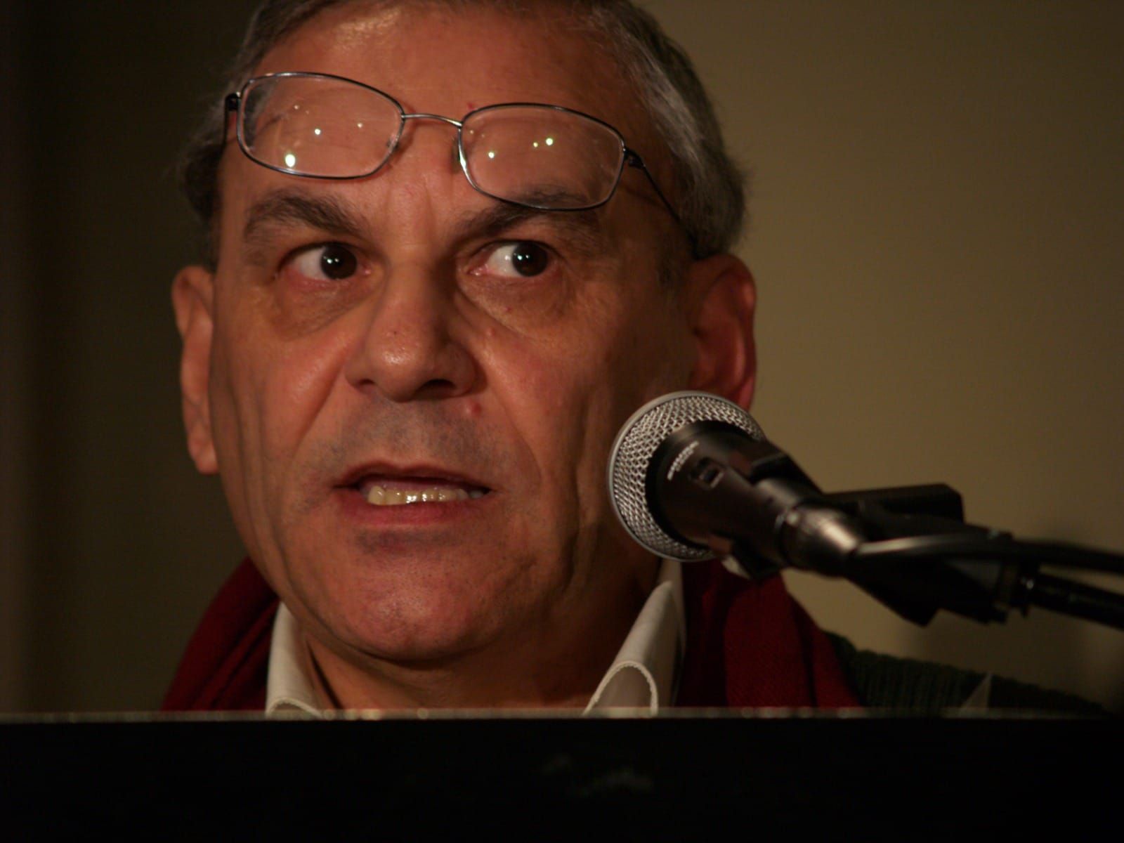 “Là dove cade l’ombra”: dal 4 al 9 giugno il ricordo del poeta Franco Gordano al Museo dei Brettii e degli Enotri