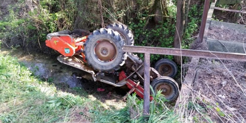 Il trattore si ribalta e un 50enne perde la vita ad Acri. È la quarta vittima in una settimana