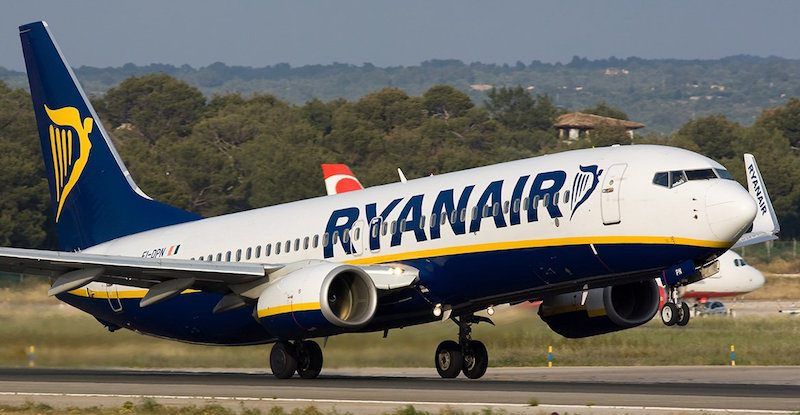 Caos Ryanair, voli cancellati anche a Lamezia