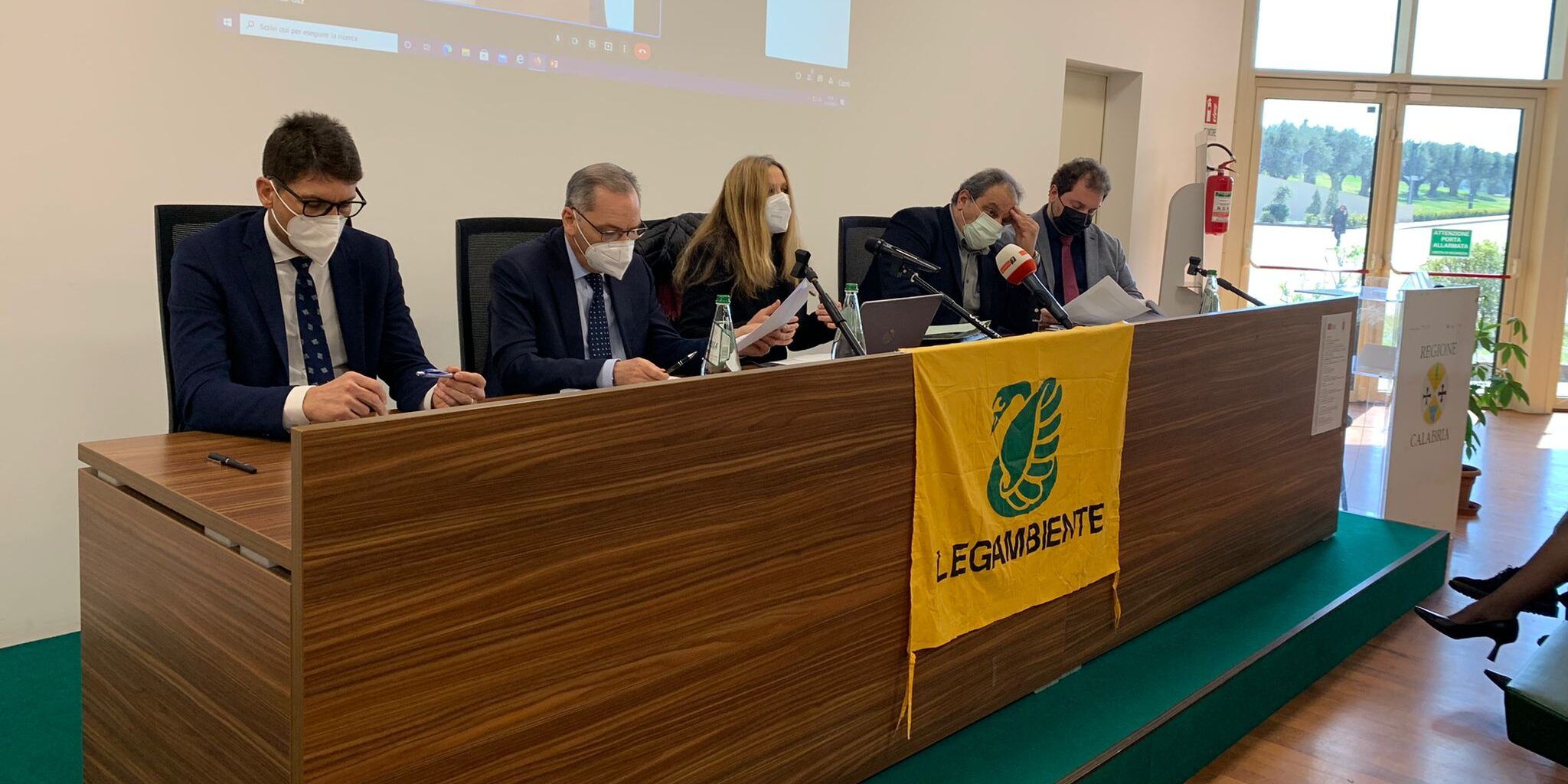 “Comuni Ricicloni”, «Calabria penultima in Italia nonostante i miglioramenti dell’ultimo anno» – VIDEO