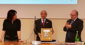 Zichichi agli studenti di Catanzaro: «Usate la ragione»