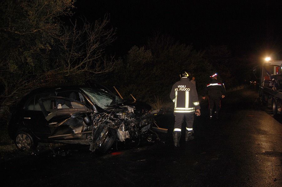 Scontro a Castrovillari, muore 42enne