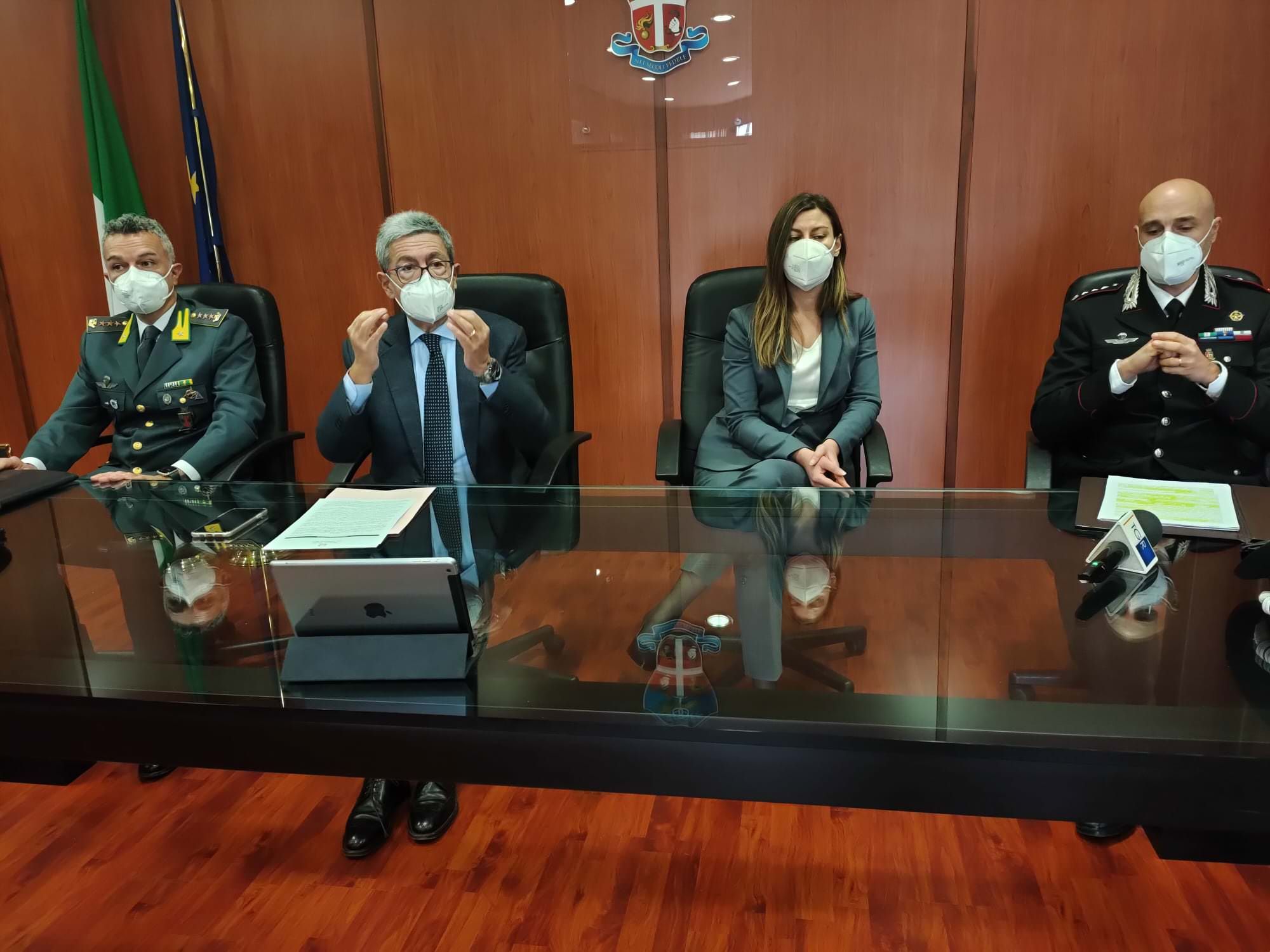 Ospedale di Cosenza sporco e truffato. L'appalto delle pulizie una gallina dalle uova d'oro