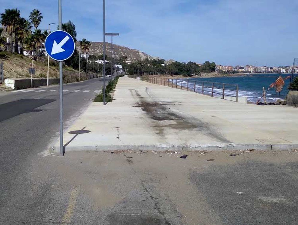 Prolungamento del lungomare di Crotone, il Tar esclude Crotonscavi