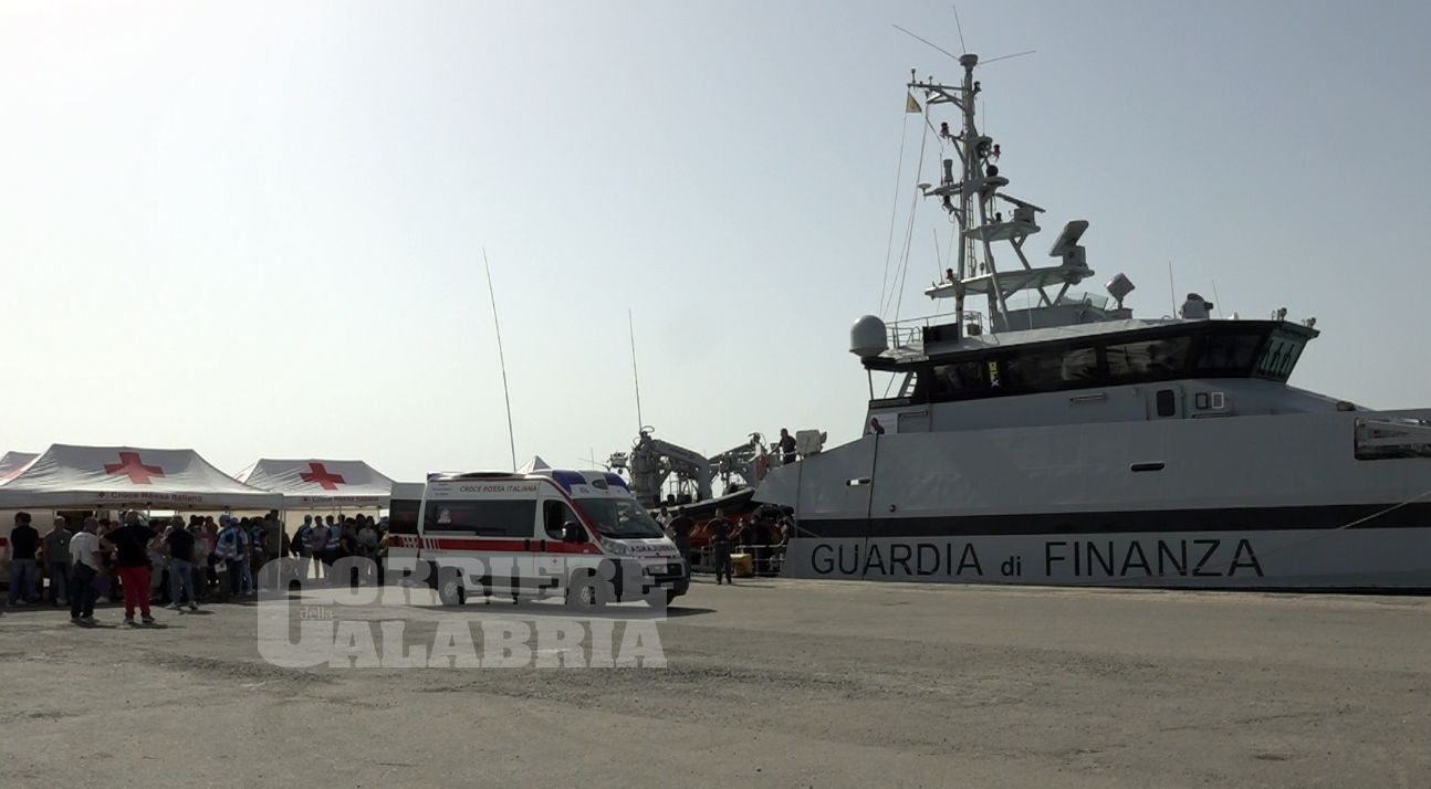 Migranti, tra Roccella Jonica e Crotone soccorse circa 280 persone – FOTO