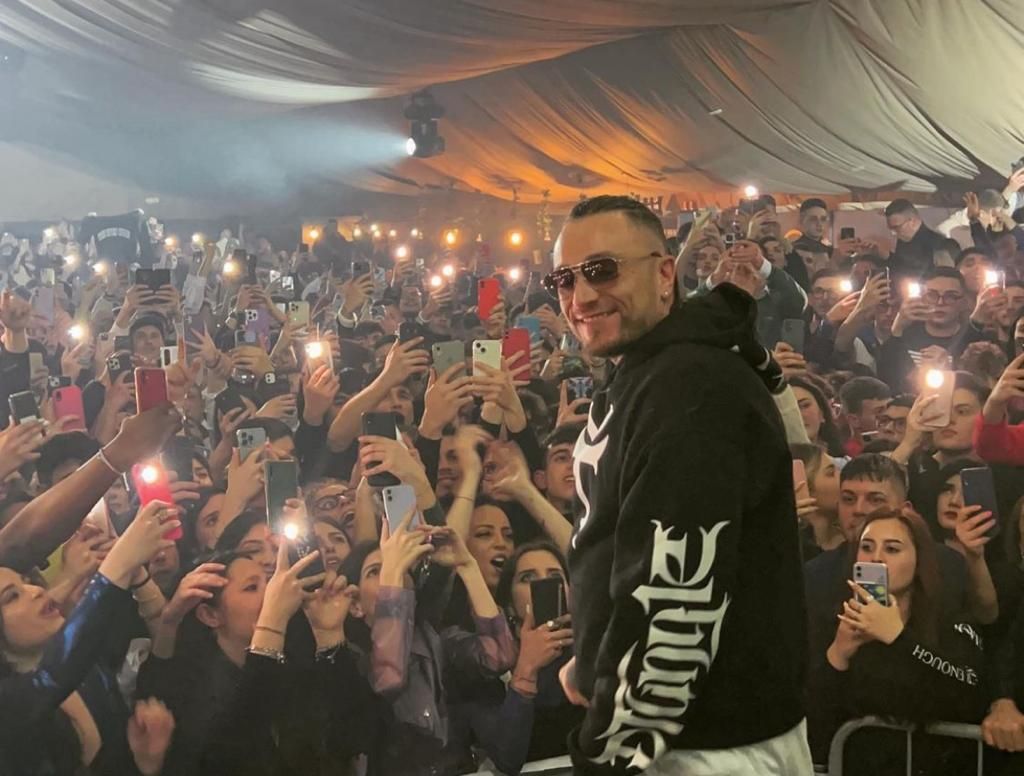 Concerto di Guè Pequeno a Reggio illegale. Denunciato il titolare del locale