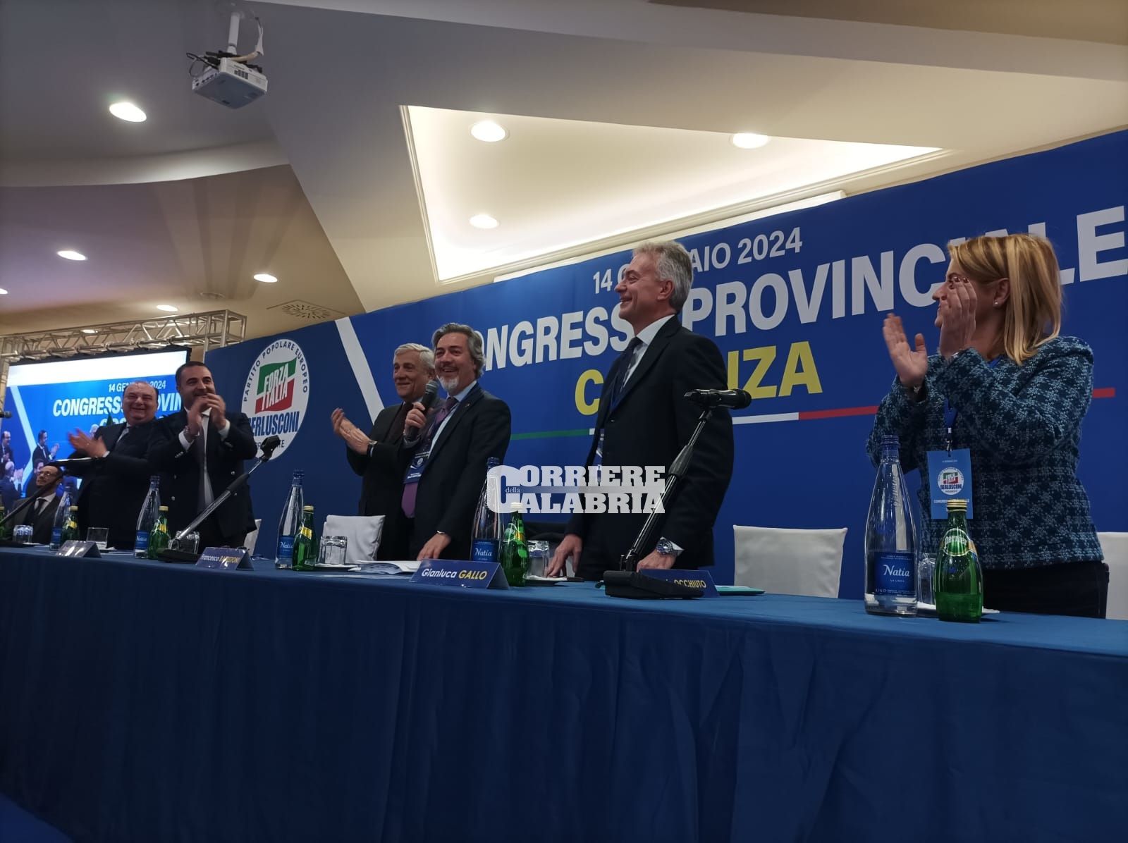 Tajani a Cosenza: «Forza Italia ha sempre dato ottimi risultati in Calabria»