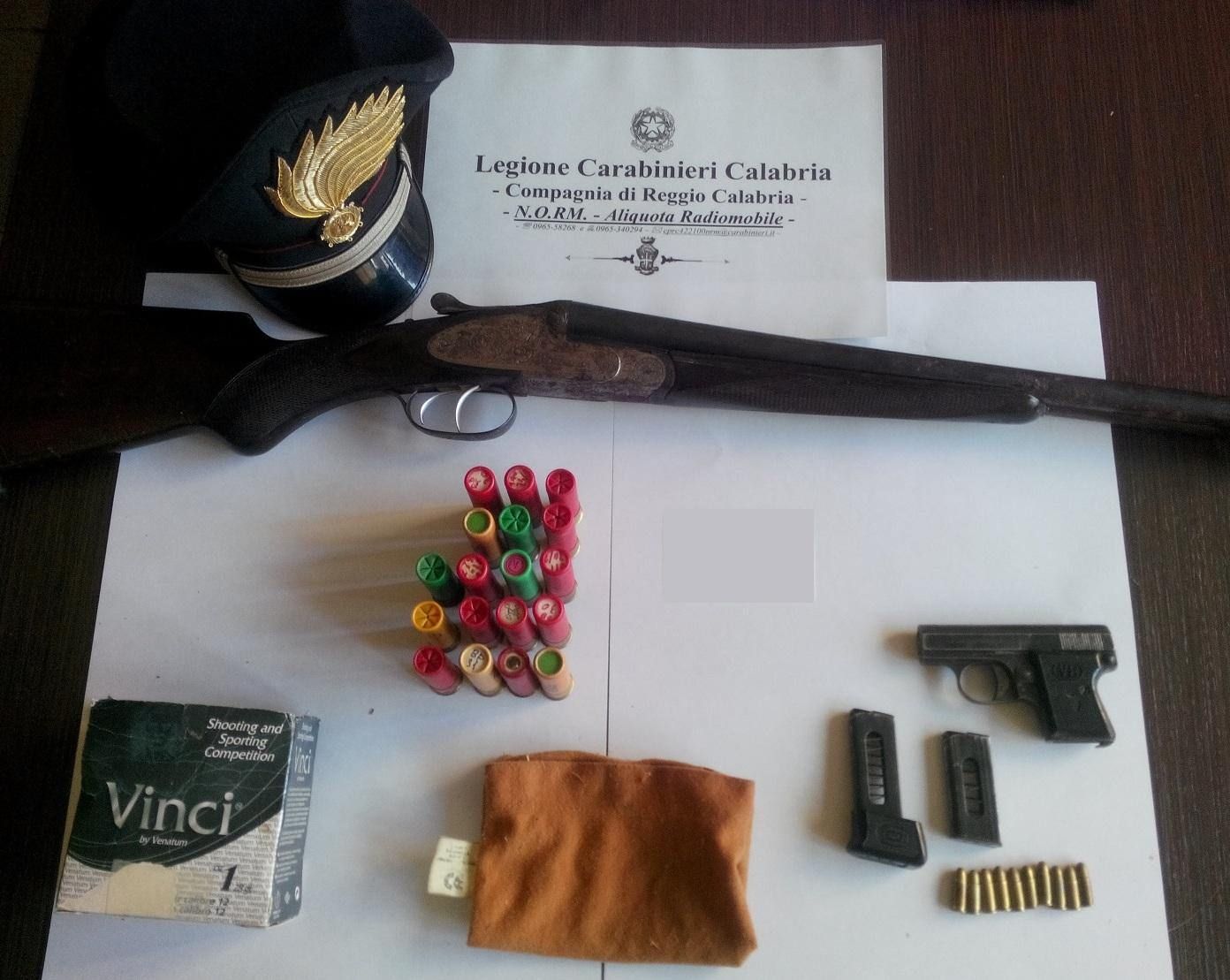 Armi nel furgone, in manette due fratelli a Reggio