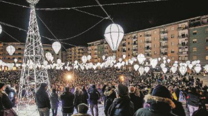 La piazza, la bellezza e la malafede
