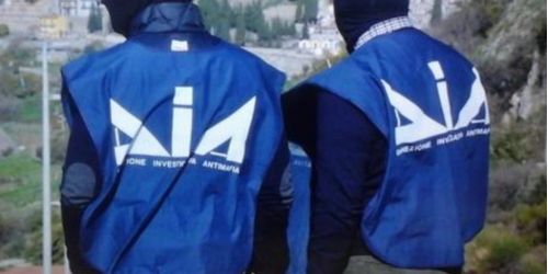 L'«eleganza antica» dell'uomo che portò la 'ndrangheta nel Biellese e il consigliori che riciclava i soldi sporchi