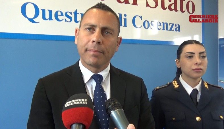 Cosenza, il nuovo dirigente della Squadra Mobile: «I reati nei confronti dei più vulnerabili sono odiosi» – VIDEO