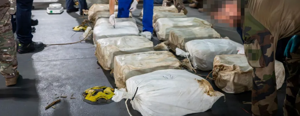 Sequestrate 10 tonnellate di cocaina a largo dell’Africa occidentale