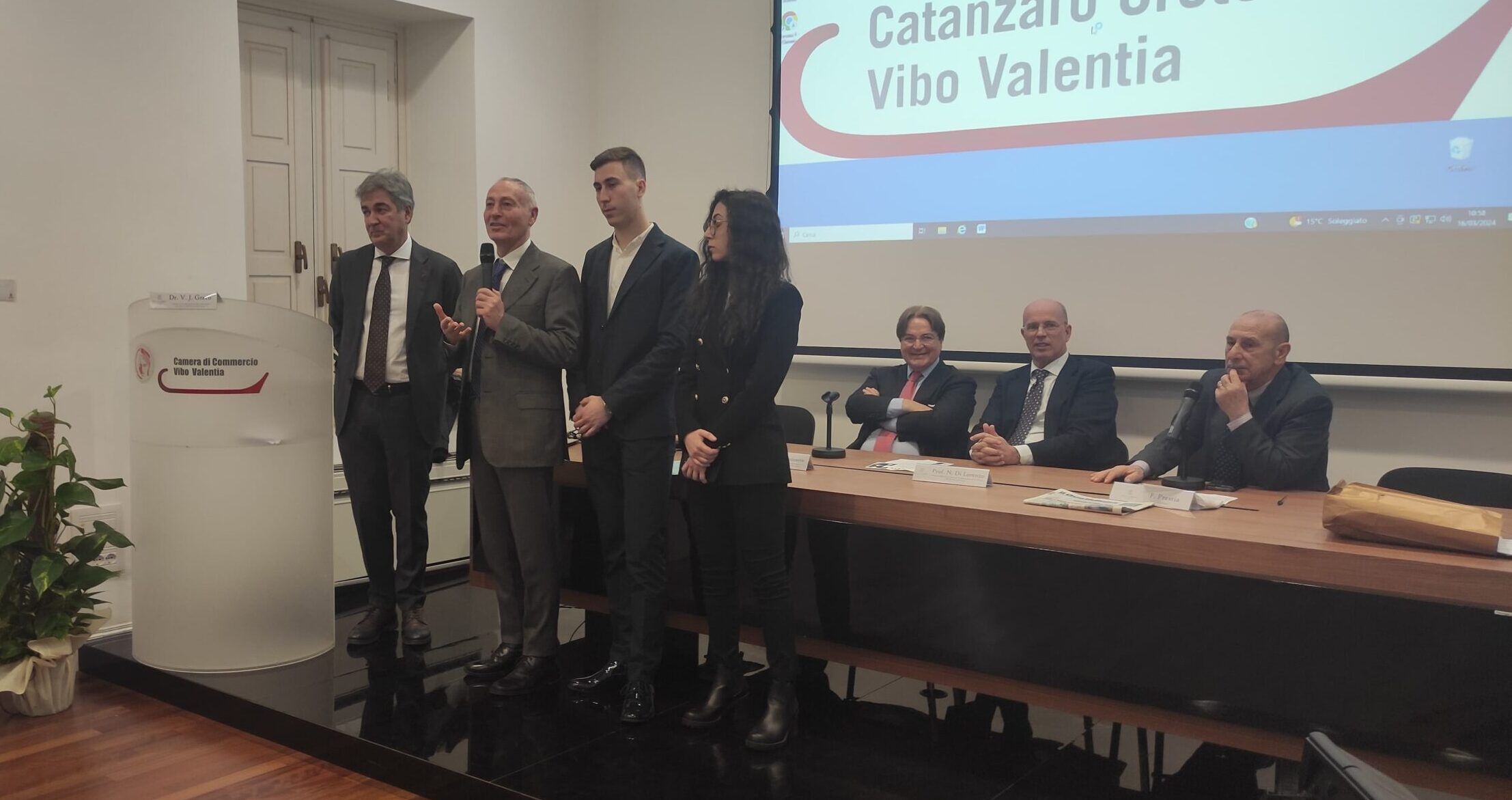 A Vibo un convegno sulla prevenzione e il trattamento del tumore al colon retto – FOTO