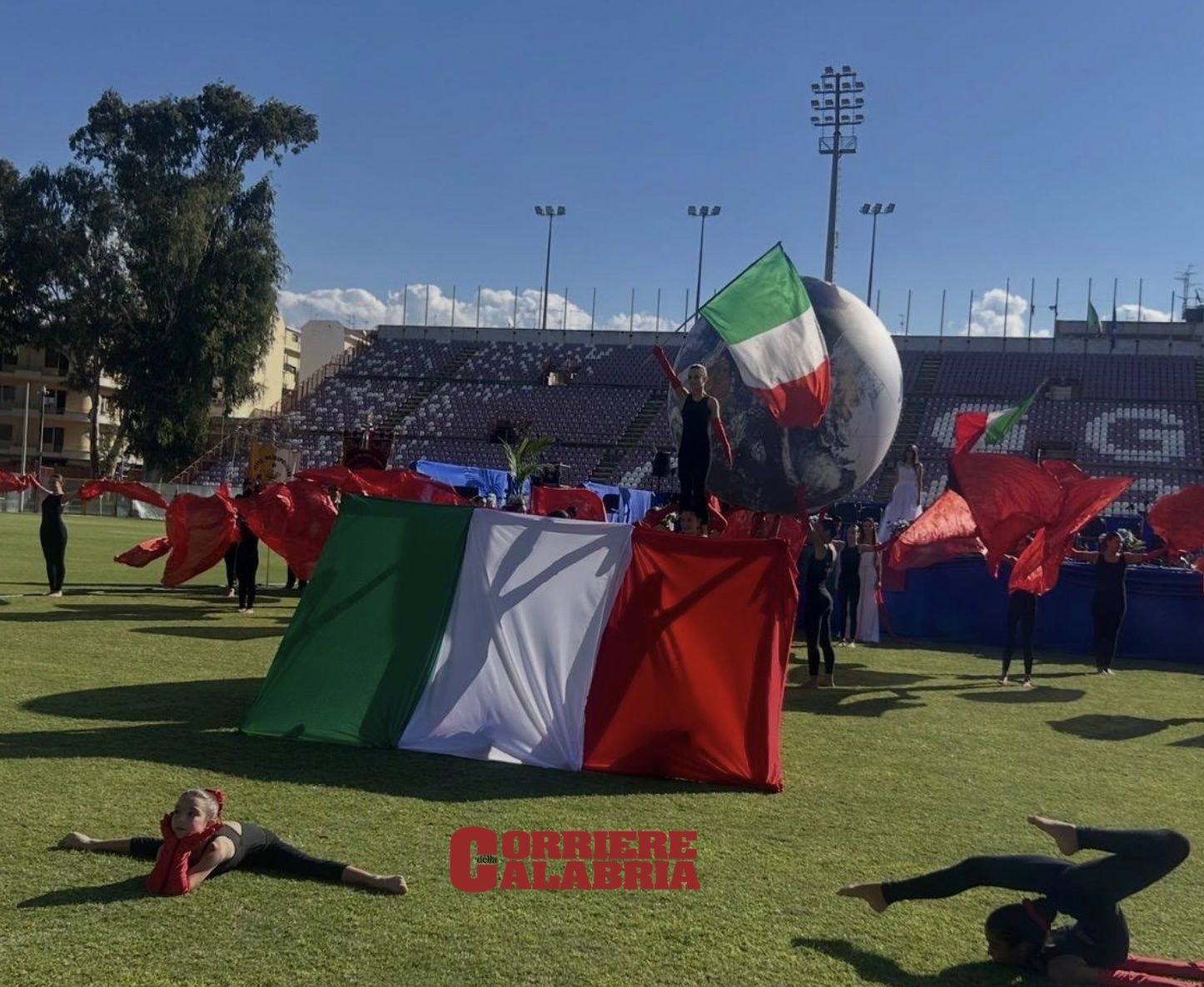 Cinquemila studenti si prendono il Granillo: l’anno scolastico si apre, per la prima volta, tutti insieme