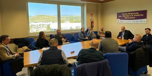 vertenza abramo regione