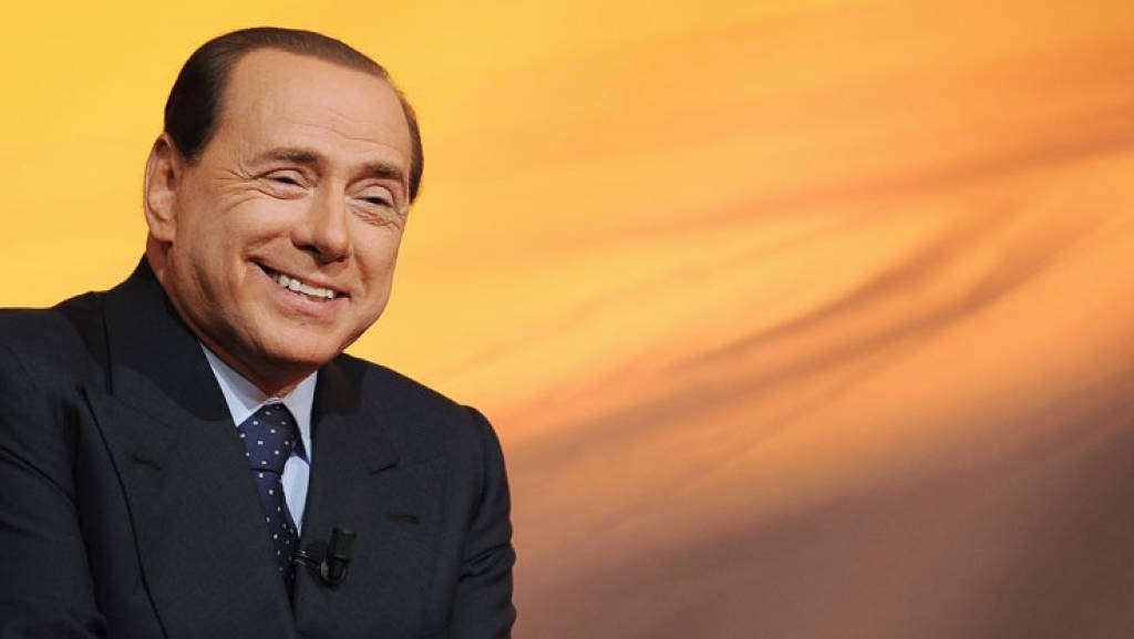 Berlusconi: «Oliverio non regge il confronto con Wanda»