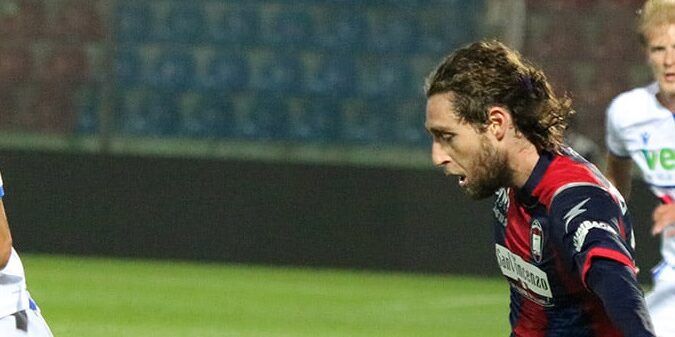 Serie A sempre più amara, il Crotone continua la discesa