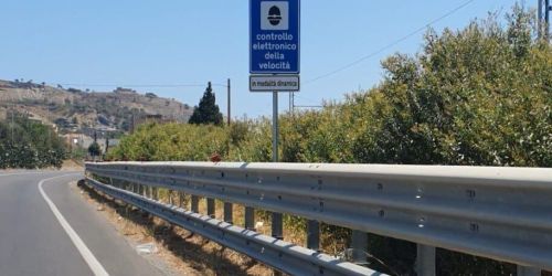 Multe selvagge sulla statale 106, un esposto inviato a quattro Procure