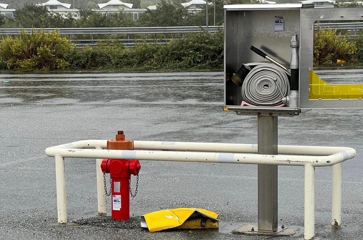Furti e danneggiamenti nel parcheggio della Cittadella – FOTO