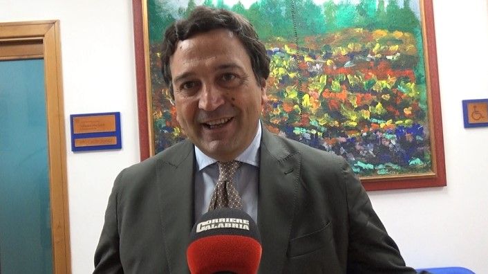 Orsomarso: «Sei milioni ai Comuni per prolungare la stagione turistica»