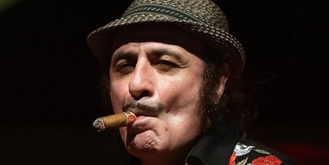 Lungro, il 5 agosto il concerto “Tutto cresce e se ne va. Intorno a Pino Daniele” e l’8 agosto Tonino Carotone