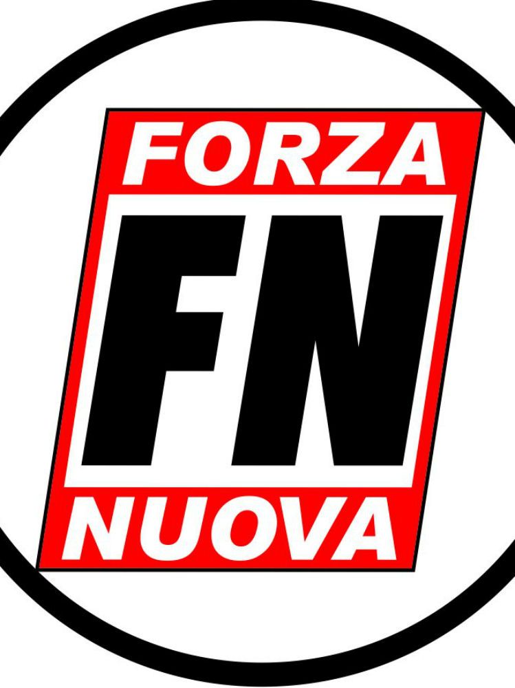 Incendiata la segreteria di Forza Nuova