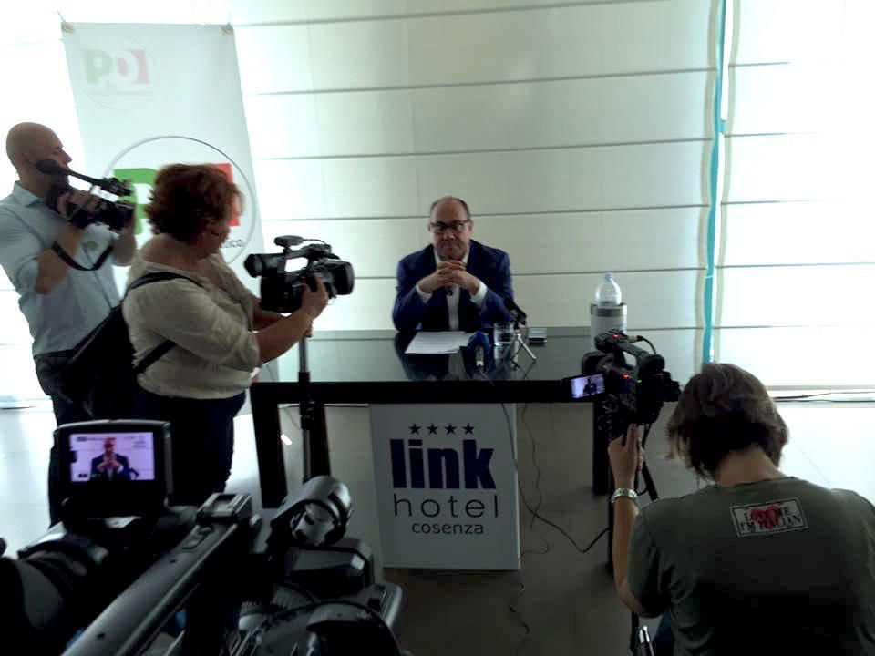 «Sulla metro di Cosenza è Occhiuto ad aver cambiato opinione»