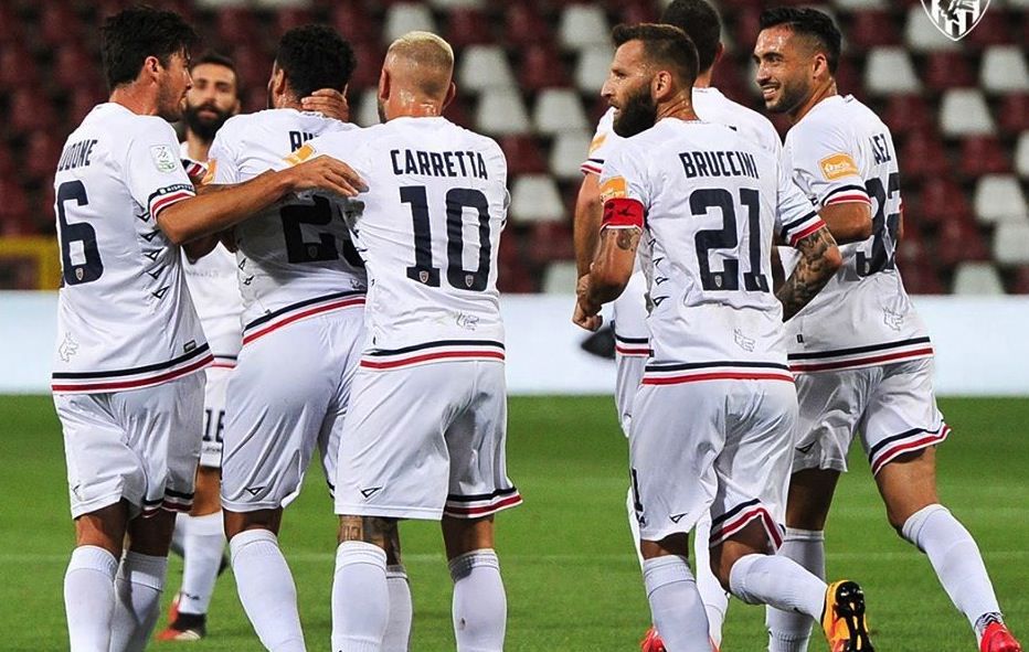 Serie B, pari interno del Crotone. Il Cosenza "sbanca" Pordenone