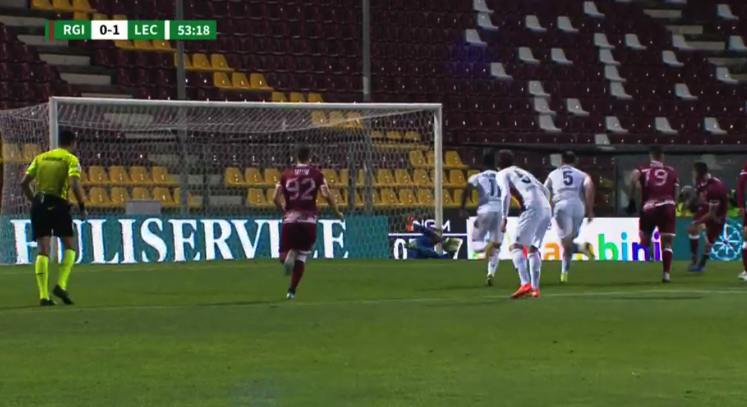 Serie B, Reggina battuta dal Lecce. E il campionato si complica