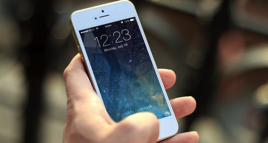 Catanzaro, in manette 25enne che stalkerava la ex su Instagram