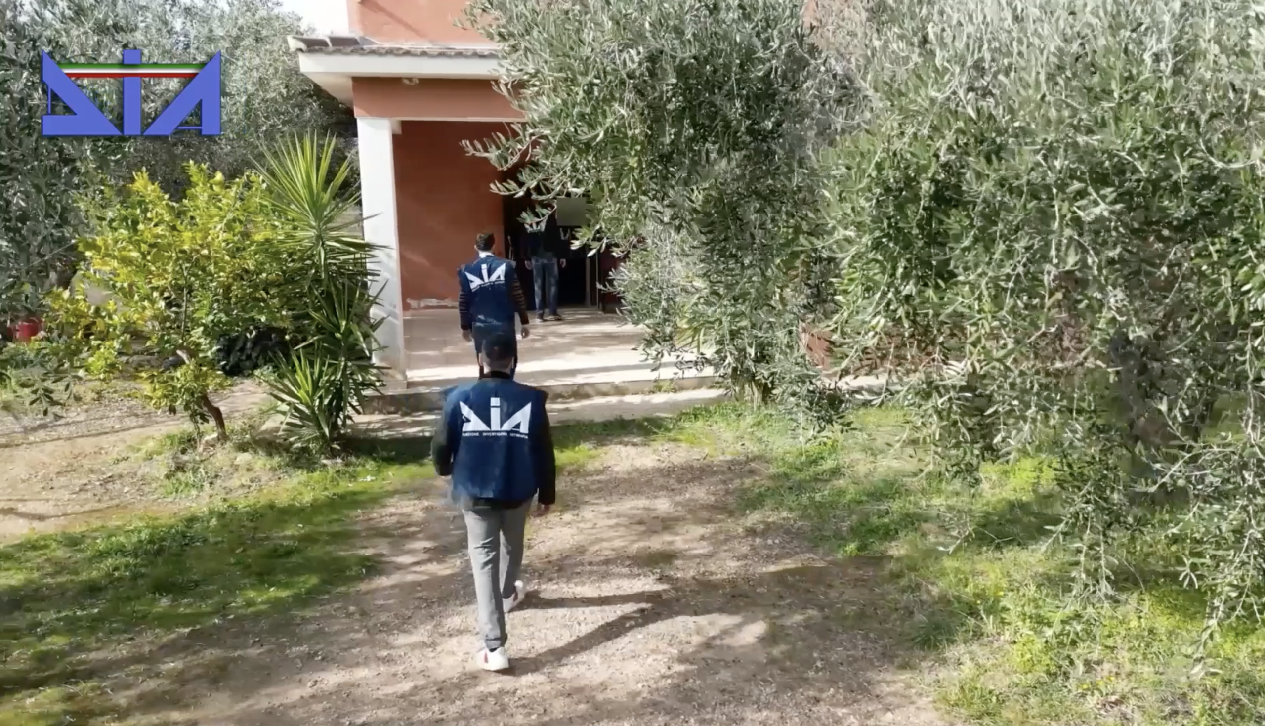 Maxi confisca a esponente della cosca Barbaro di Platì: sigilli a beni per 6 milioni di euro – VIDEO