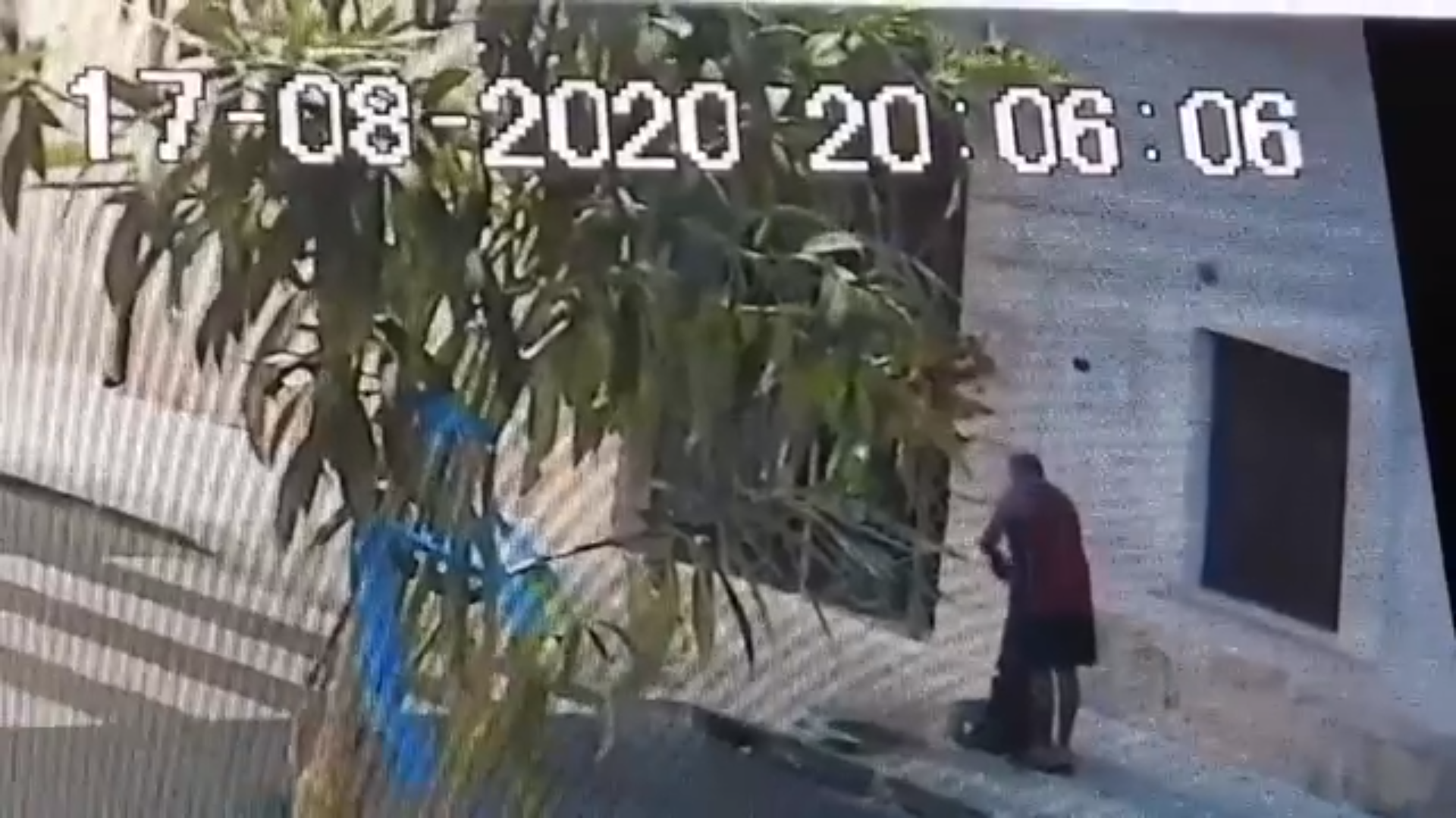 Locri, identificato l'autore del furto del rubinetto della storica fontana della città