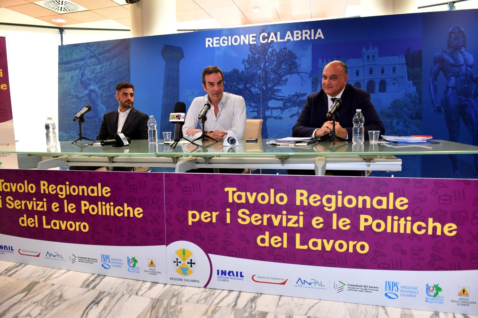 Lavoro, ecco il tavolo. Occhiuto: «Puntiamo ad attrarre investimenti e ad innovare la formazione»