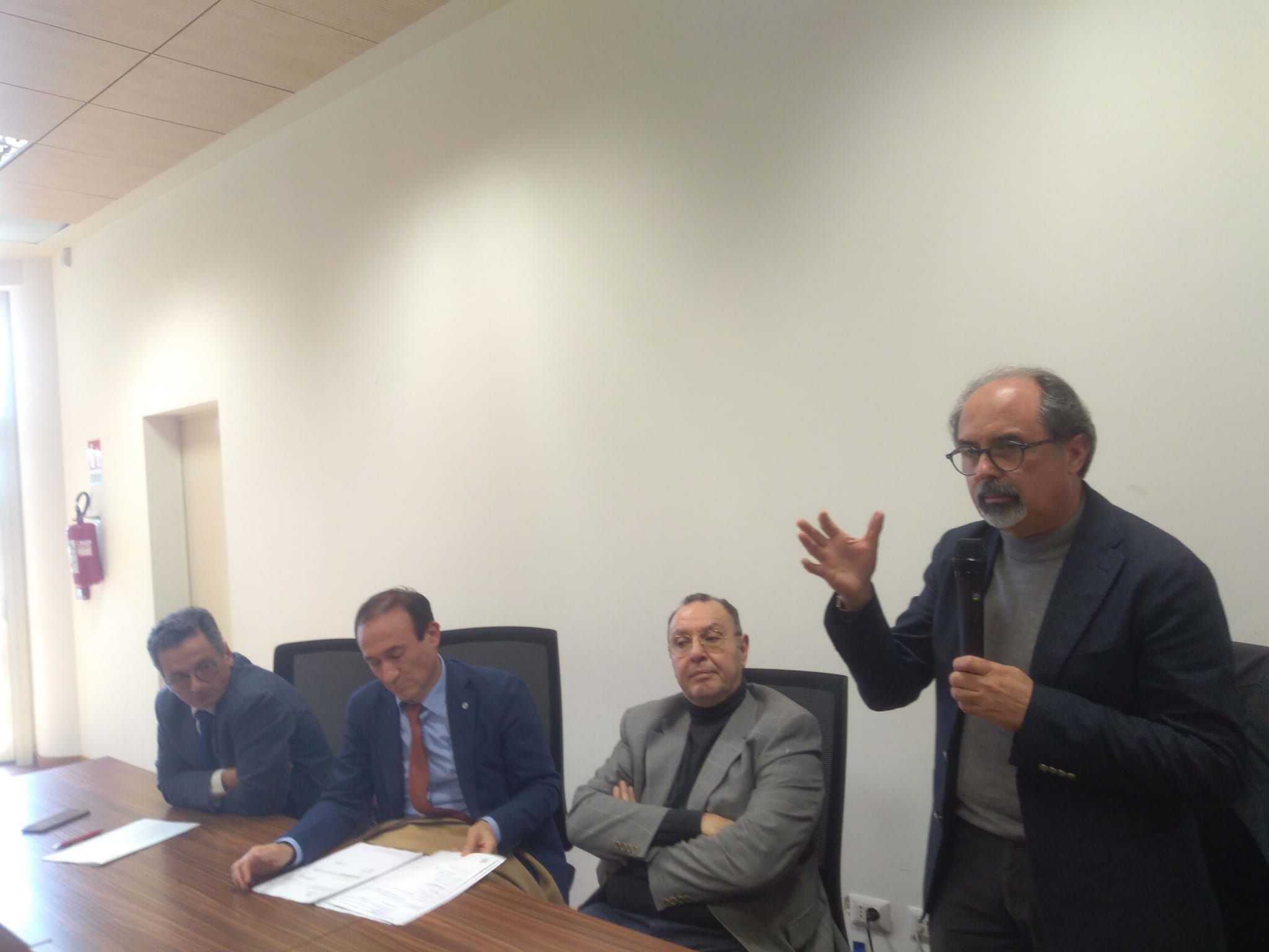 Sanità, furia Belcastro: «Commissari assenti al vertice sul Coronavirus»