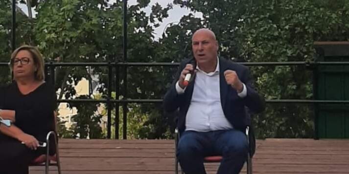 Crotone, assemblea pubblica per discutere dei rifiuti. L’opposizione: «Un’iniziativa elettorale»