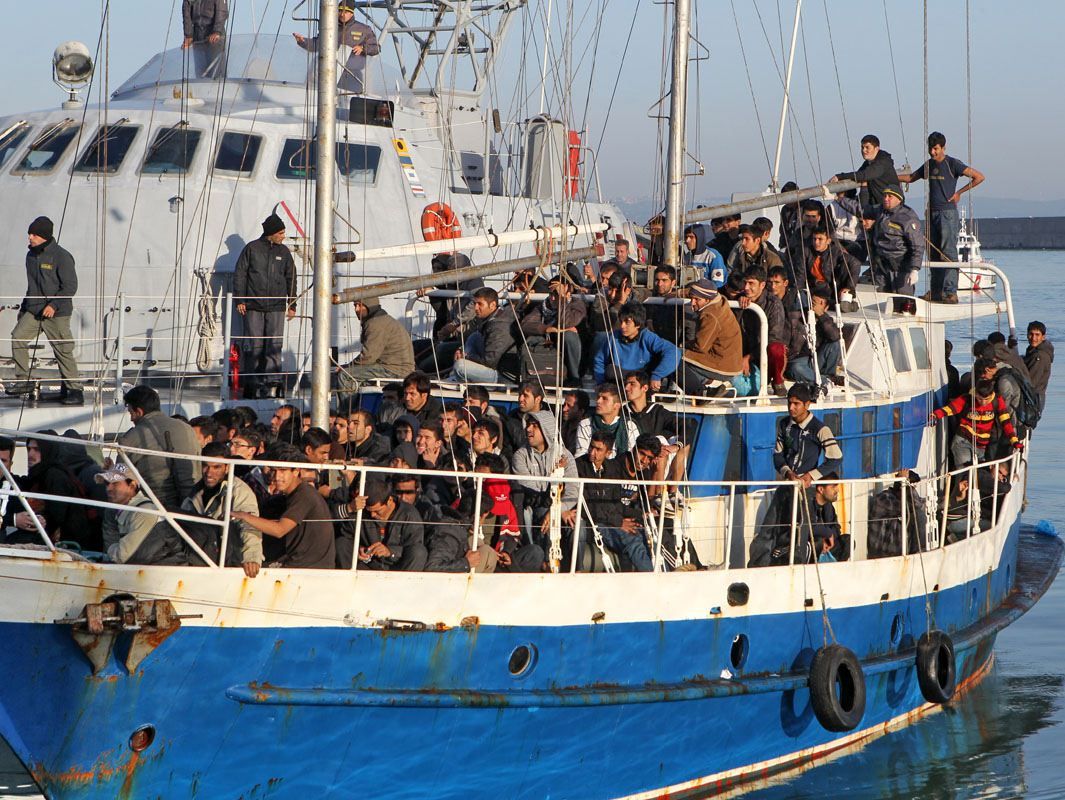 Sbarchi, in arrivo al porto di Reggio Calabria 208 migranti