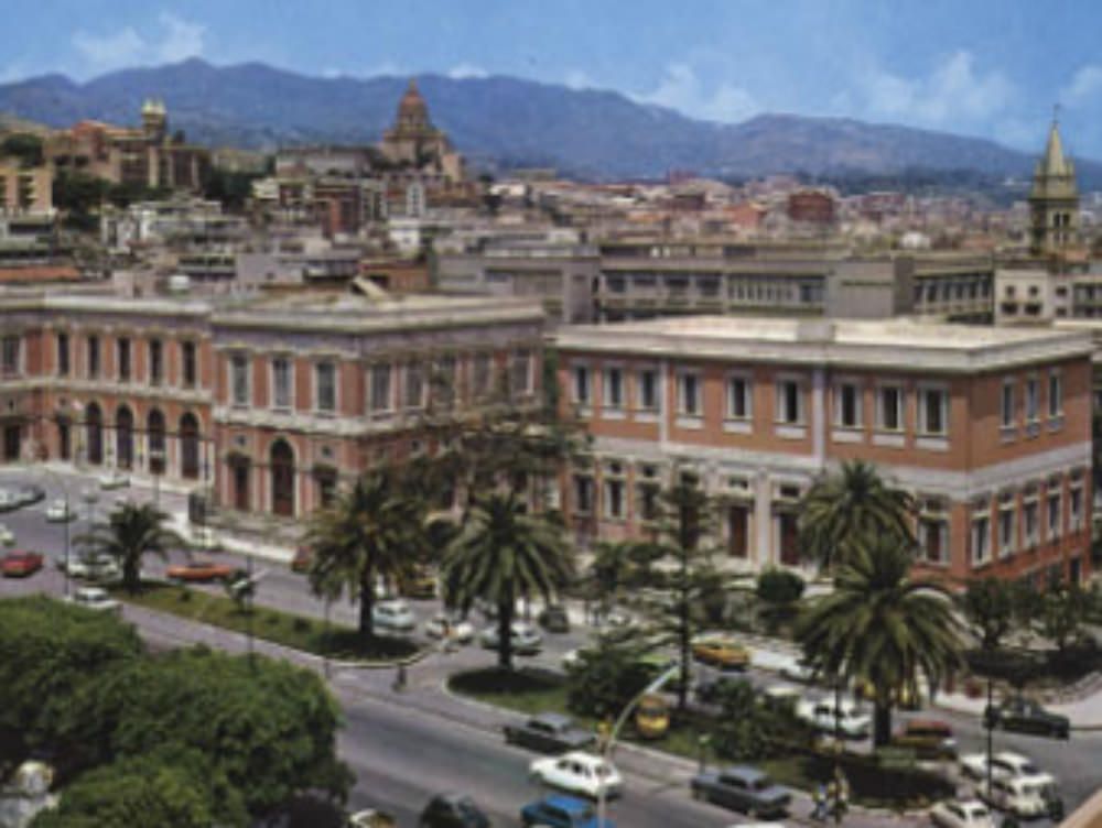 Il “sistema Messina”: «Se vuoi un esame, devi minacciare»