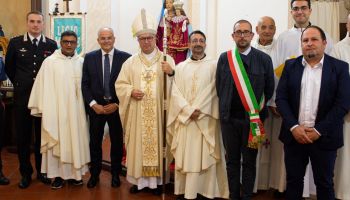 La Madonna del “Voto” ha le nuove corone realizzate da Michele Affidato