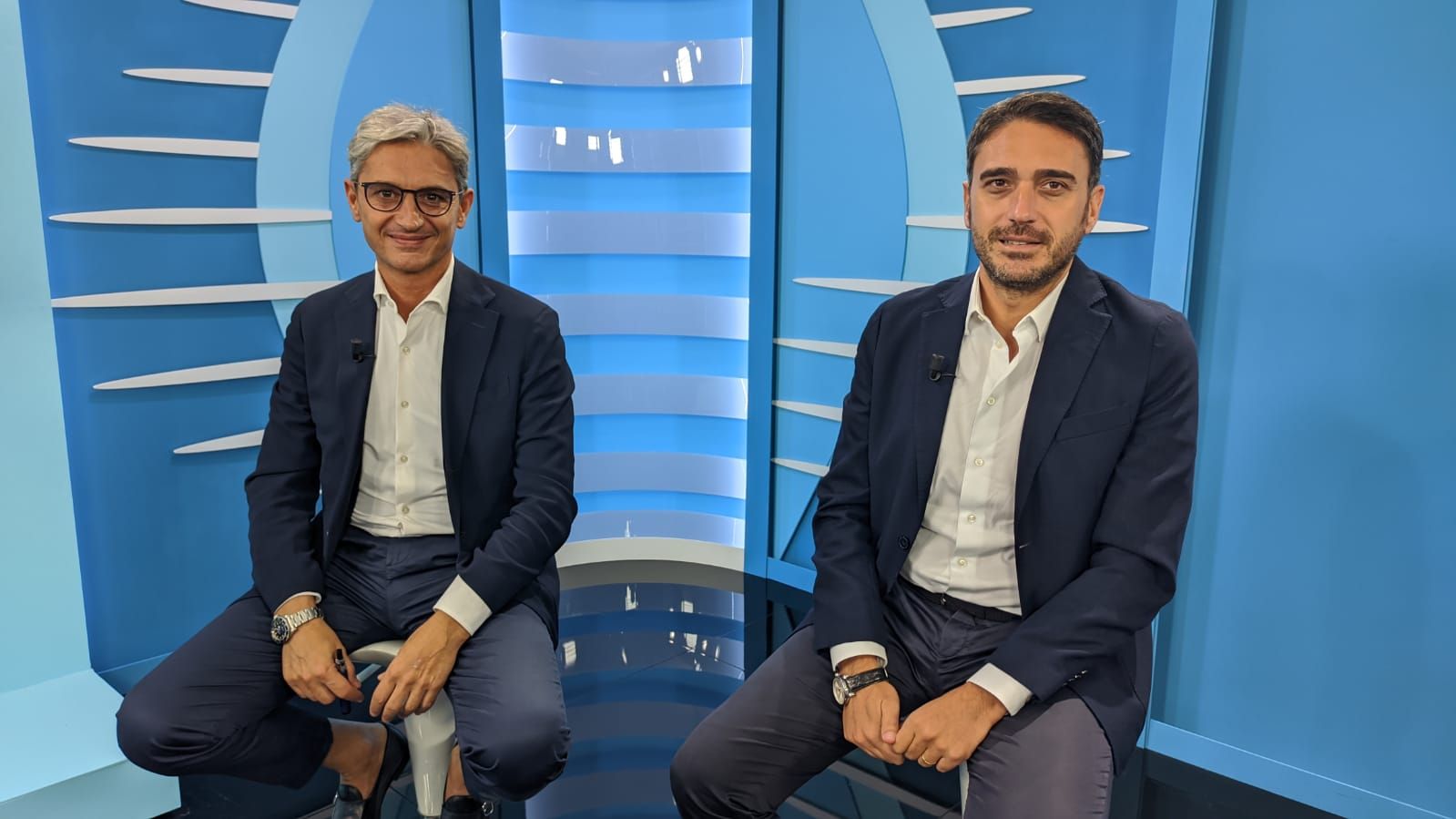 Candidature, sanità e reddito di cittadinanza: a “L’altra Politica” il confronto tra Irto e Mangialavori