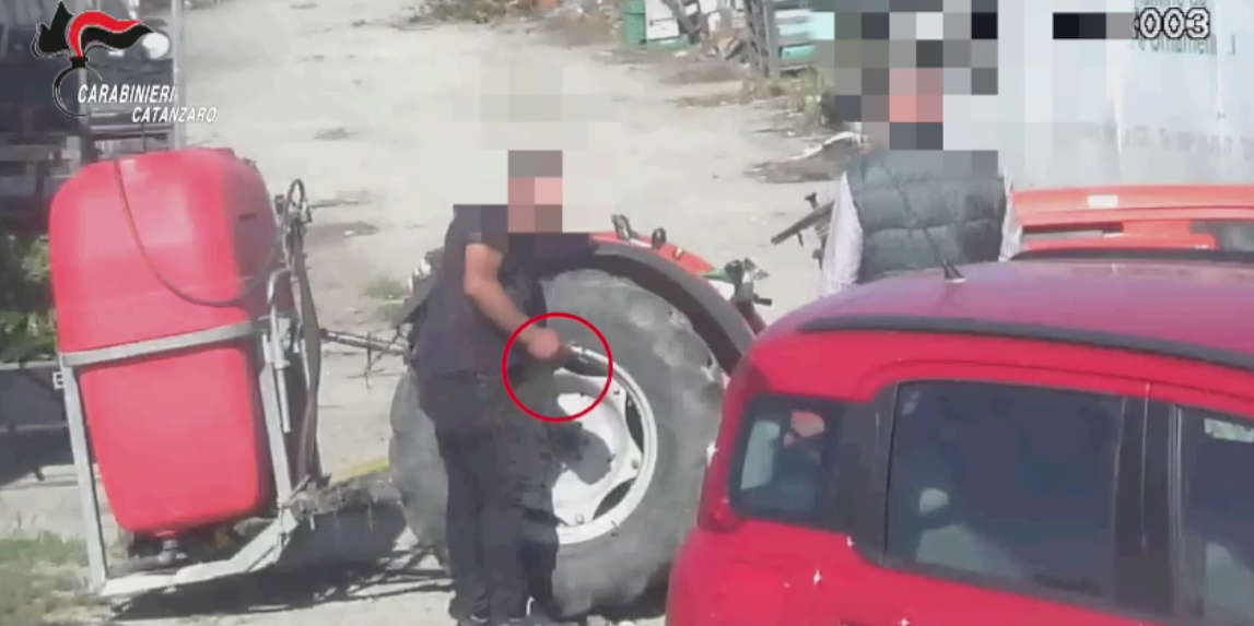 ‘Ndrangheta, usura ed estorsioni a Sellia Marina: 14 condanne in Appello – NOMI