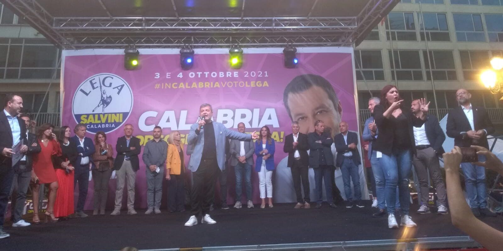 Delirio Spirlì: «Bruni signora dei vetrini». Esplode la polemica con il centrosinistra