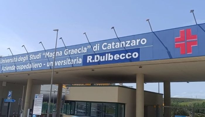 Intervento record al Policlinico “Dulbecco”: asportato tumore multiorgano a un 48enne